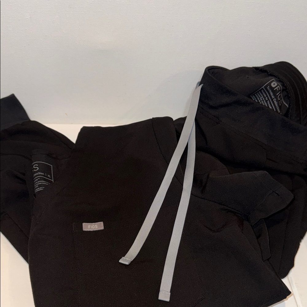 Figs Black Scrub Set XL